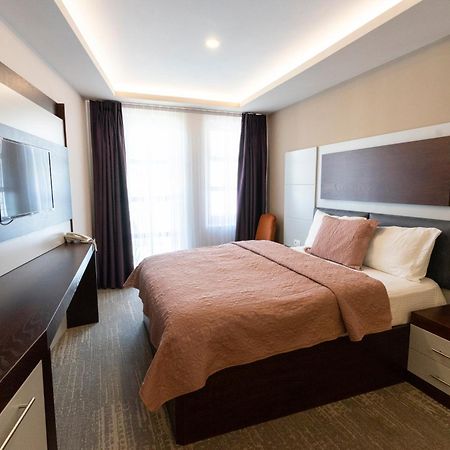 Hotel Prizreni Dış mekan fotoğraf
