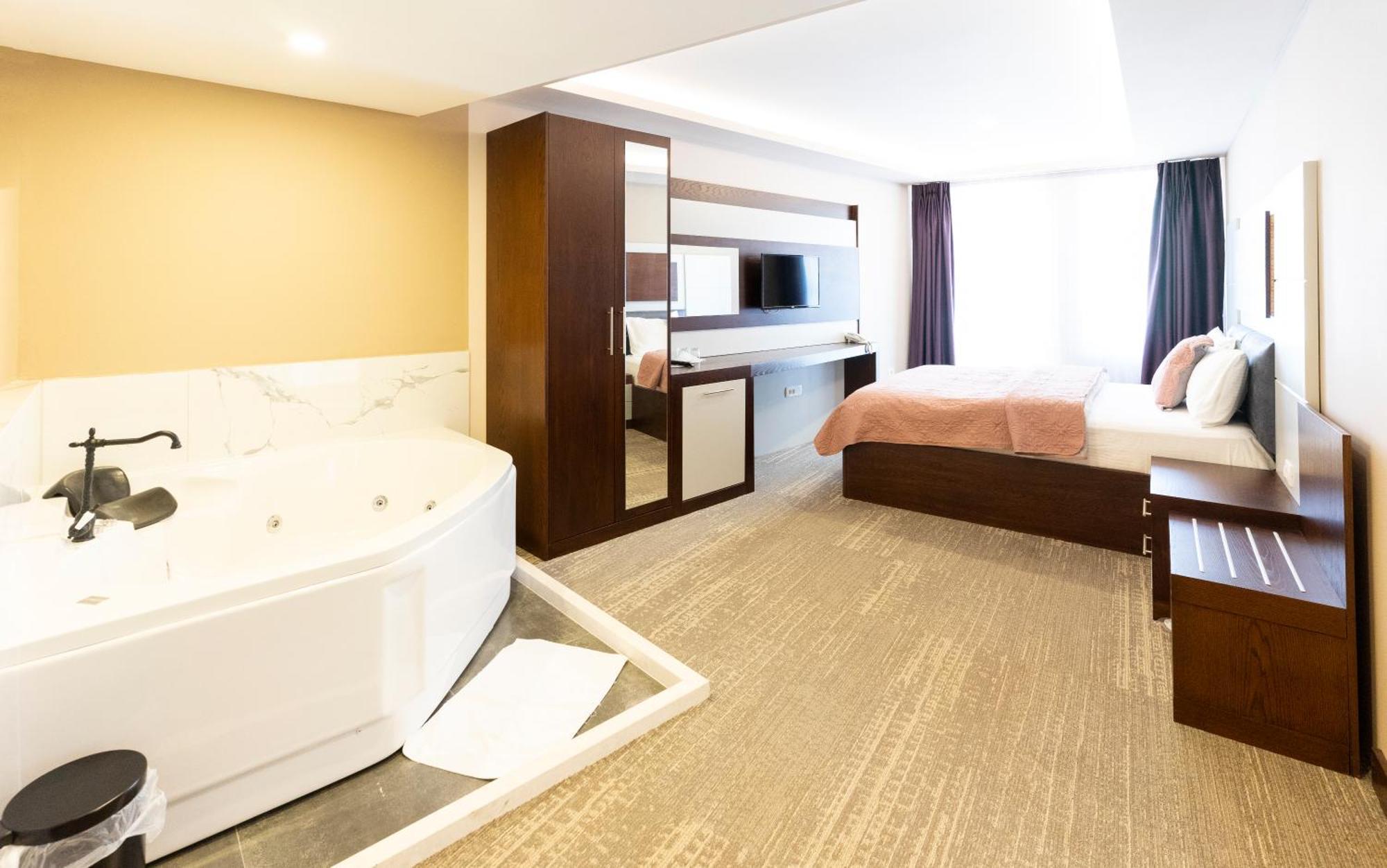 Hotel Prizreni Dış mekan fotoğraf